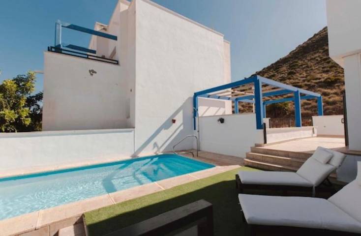Chalet para 10 personas, con jardín además de piscina y terraza en Cabo de Gata - 2