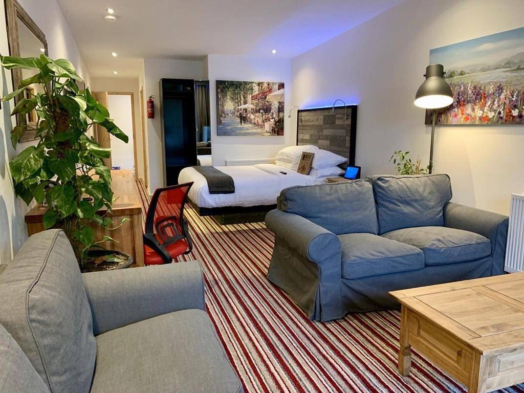 The Waterfront Lodges in Warwickshire