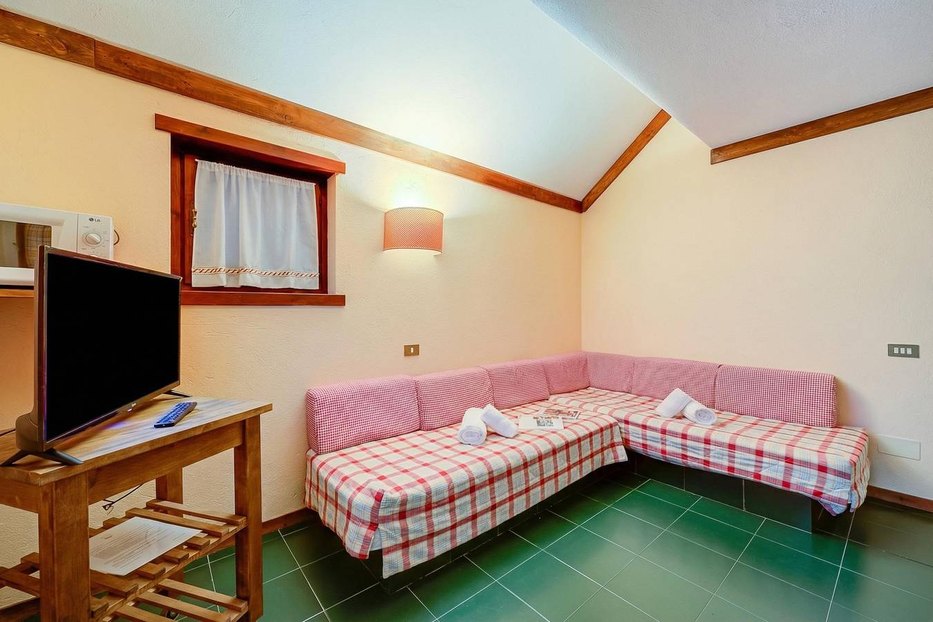 Appartamento intero, Grange Hike & Ski - 14D Sestriere in Sauze di Cesana, Via Lattea