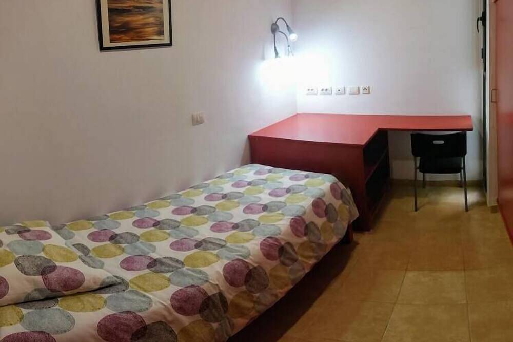 Entire apartment, Cosy Flat in Playa San Juan 1A in Playa de San Juan, Guía de Isora
