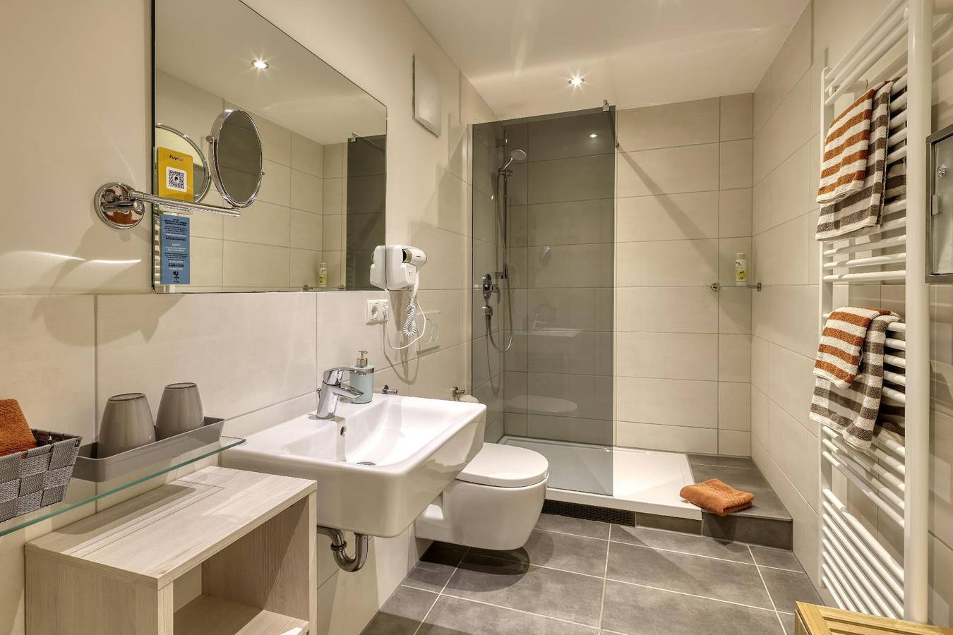 Ganze Ferienwohnung, Wohnung in Marktheidenfeld mit Terrasse, Garten und Grill in Marktheidenfeld, Spessart-Mainland
