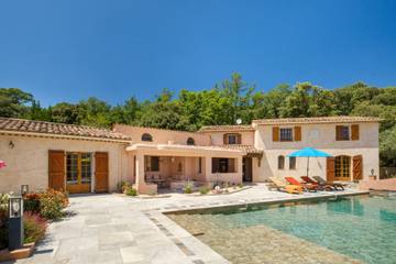 Maison De Vacances pour 14 Personnes dans Seillans, Var, Photo 4