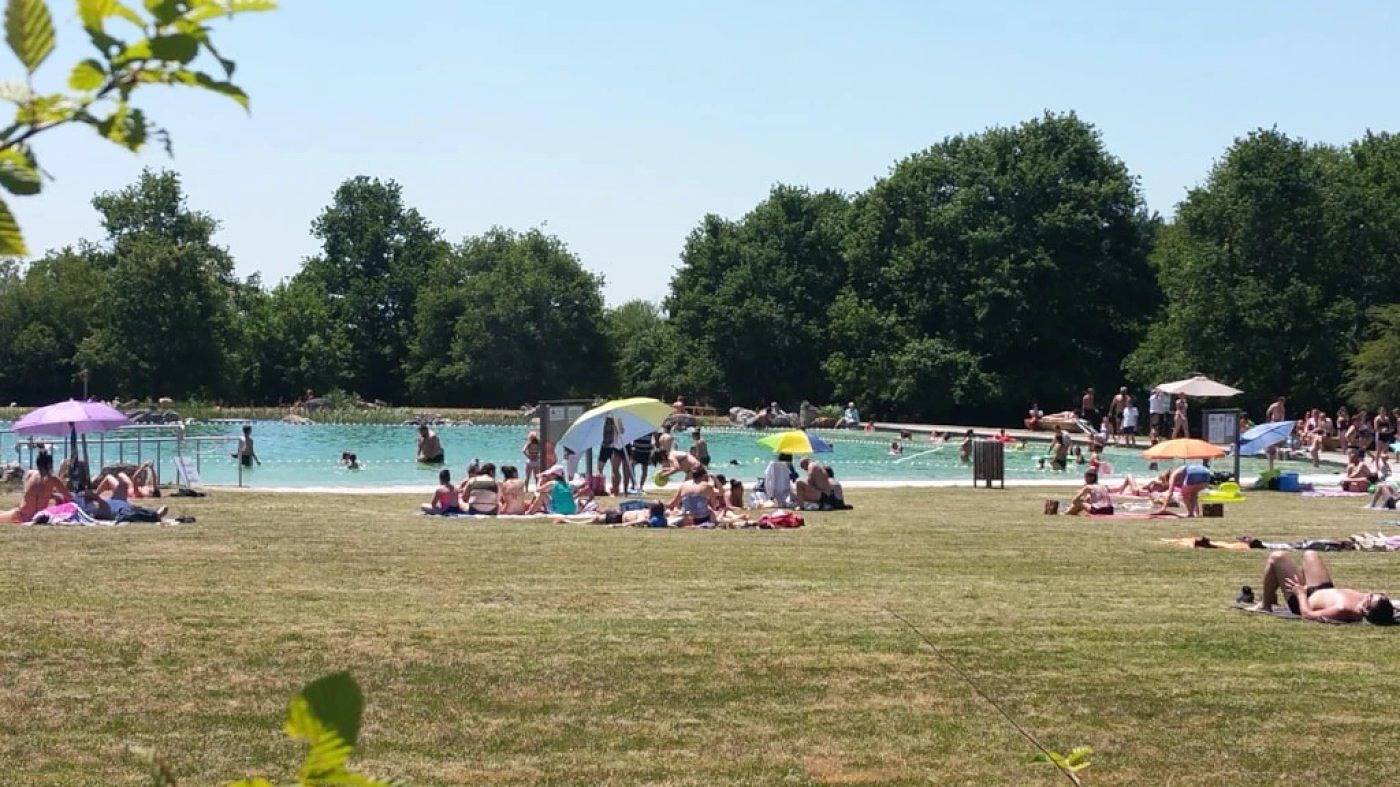 Zecamping 3* piscine couverte locatif Tv Lv Bbq 34m2 in Mont-près-Chambord, Sologne