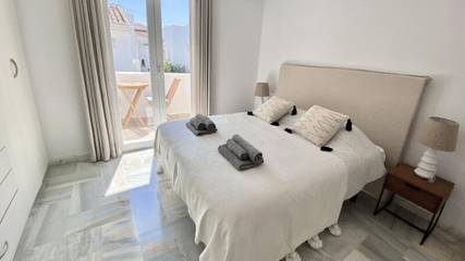 Holiday Apartment for 7 People in La Cala de Mijas Centre, Mijas, Photo 4
