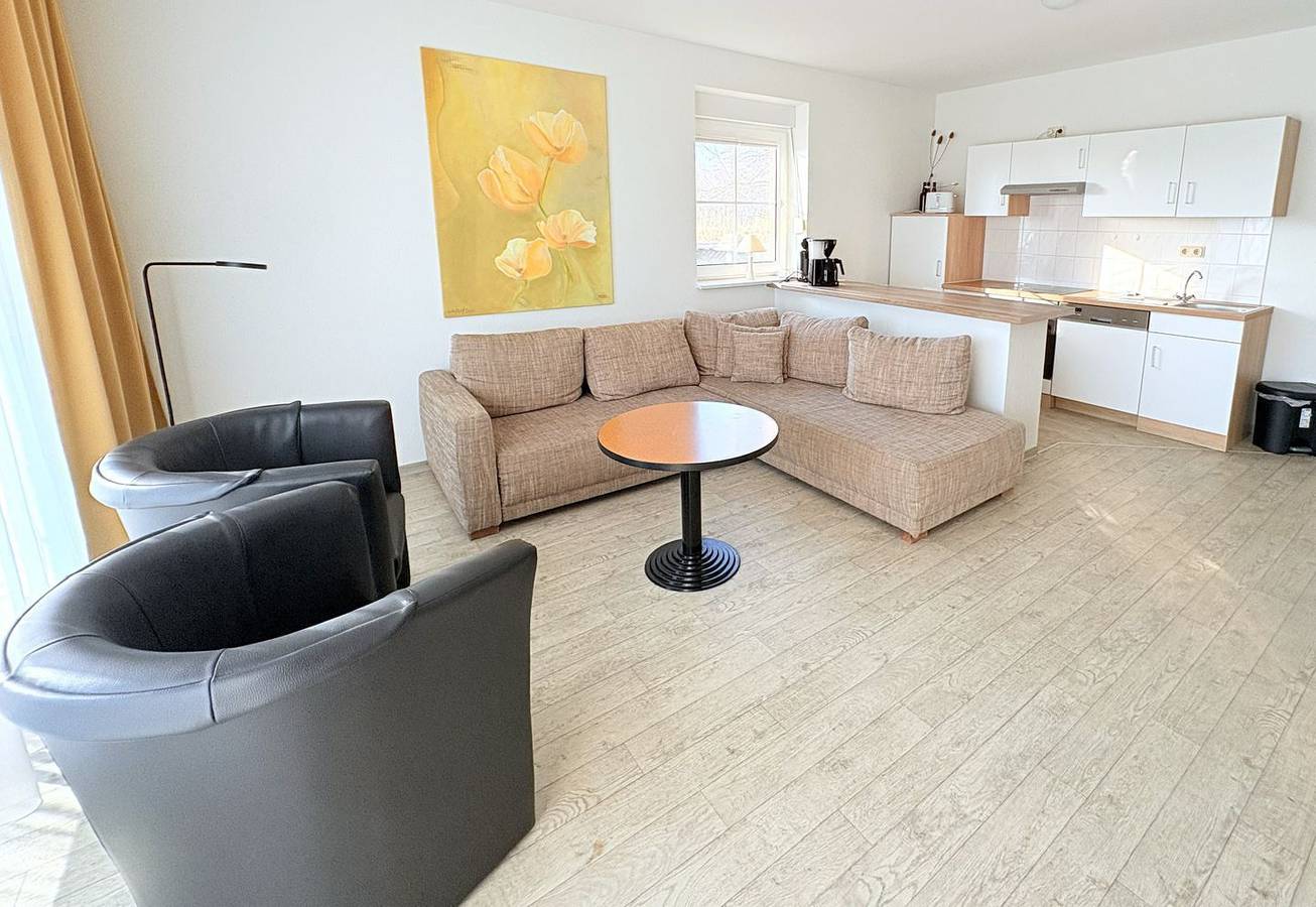 Ganze Wohnung, Ferienwohnung 50 – Familienfreundlich, Haustiere erlaubt, mit Terrasse und Wlan in Buschvitz, Bergen auf Rügen und Umgebung