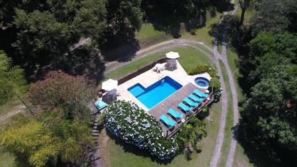 Maison d’hôte pour 4 personnes, avec piscine et vue ainsi que sauna et jardin à Cunha