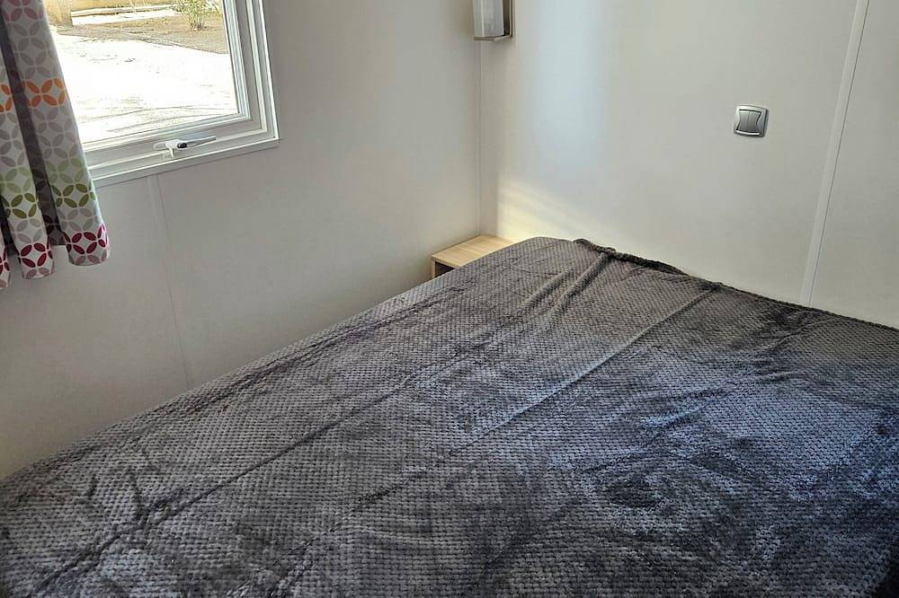 Mobile home sleeps 6 in Villeneuve-lès-Maguelone, Côte d'Améthyste