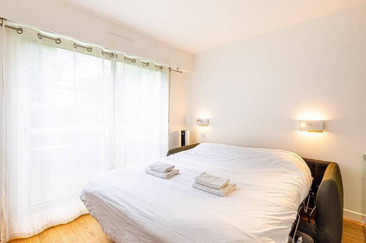 Appartement entier, Guestready - Studio lumineux près de La Défense in Courbevoie, Hauts-de-Seine