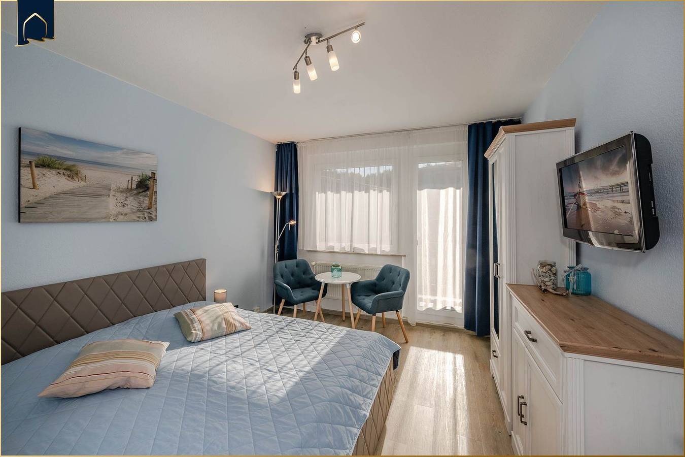 Appartement entier, Strandnahes Ferienapartment im Bernsteinbad Zempin, mit Wlan,Stellplatz und Balkon in Seebad Zempin, Zempin