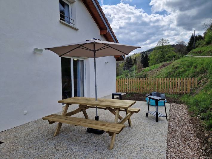 Cottage voor 4 personen, met tuin en zwembad in de Vogezen