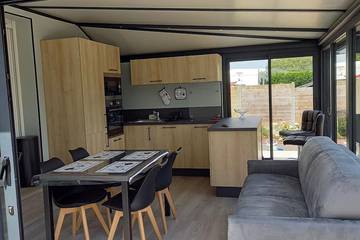 Gîte pour 4 personnes, avec terrasse à Saint-Père-Marc-en-Poulet