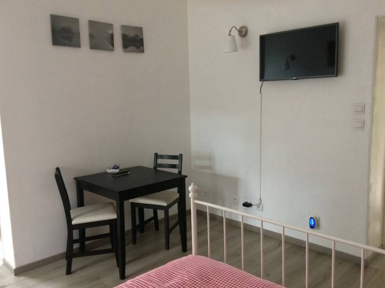 Chambre « Chambre Une » avec terrasse et jardin partagés, Wi-Fi in Montlay-en-Auxois, Région de Montbard