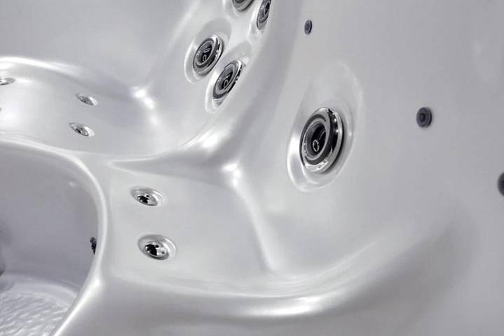 Gîte pour 4 personnes, avec jacuzzi ainsi que piscine et jardin dans Cambuston - 3