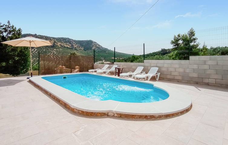 Stilvolle 145qm Wohnung: AC, Pool, Terrasse, Internet & Grill in Alcalá la Real, Sierras Subbéticas