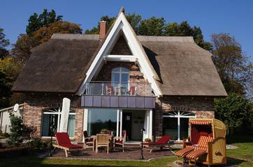 Ferienhaus für 6 Personen, mit Sauna und Ausblick sowie Garten in Putbus