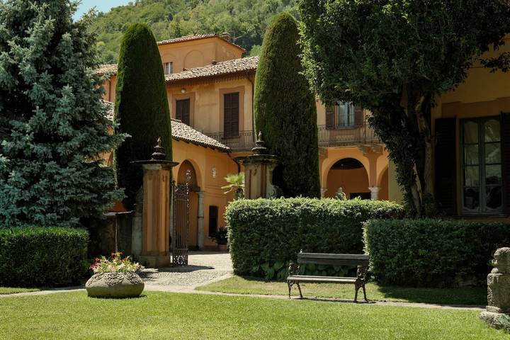 Villa Wirnica – Luxuosa Moradia Histórica com Piscina Privada no Lago de Como (Garlate) in Garlate, Lago de Como