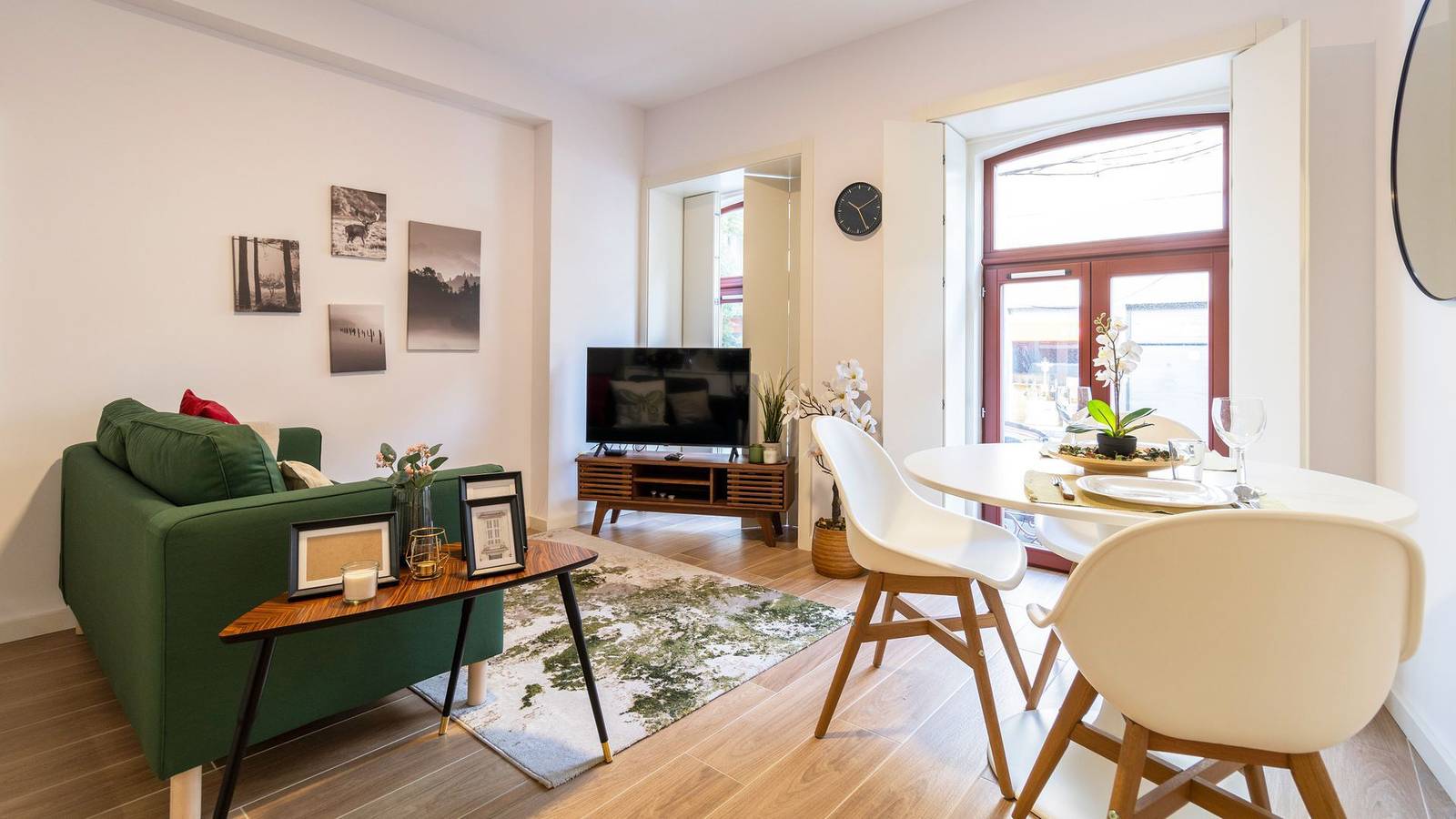 Entire apartment, Old Town 1Br Duplex by Lovelystay in Porto, Porto District