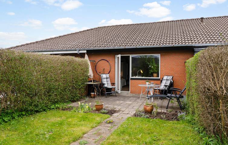 Ferienhaus für 4 Personen, mit Terrasse und Ausblick sowie Garten - 1
