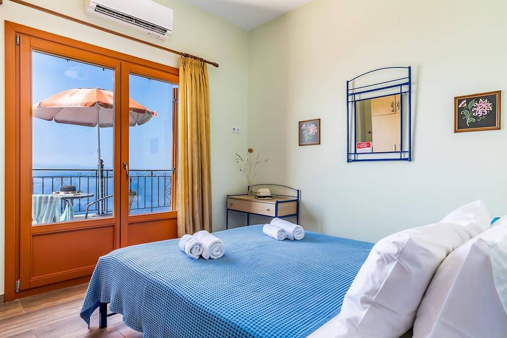 Villa Disi mit privatem Pool zu besten Preisen in Glossa, Sporaden