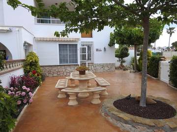 Gîte pour 4 personnes, avec terrasse et jardin dans l'Eucaliptus