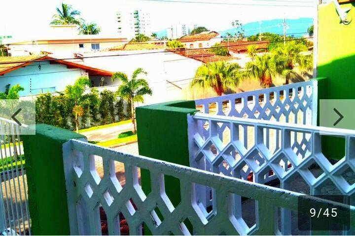 Casas e apartamentos de temporada para 4 pessoas, com balcão e vista em Caraguatatuba