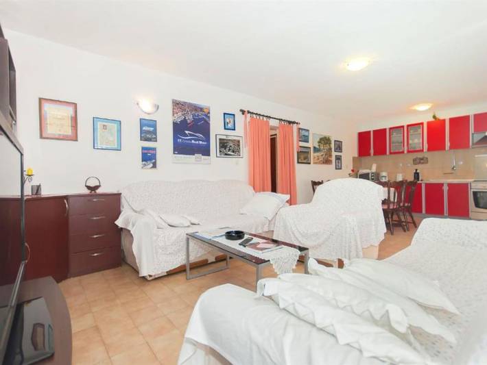 Apartament wakacyjny dla 5 osób, z Balkon i Taras w Rogoznica