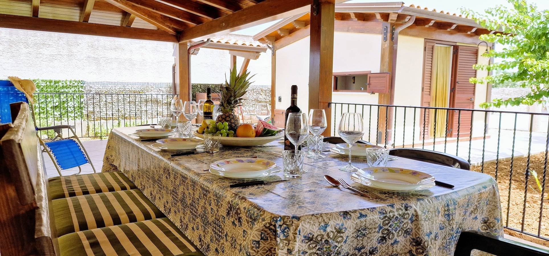 Villa 'Paradiso' avec piscine privée, Wi-Fi et climatisation in Alcamo Marina, Alcamo