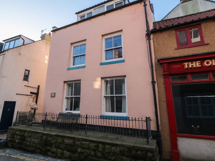 Cottage for 6 people, with garden, with pets in Staithes