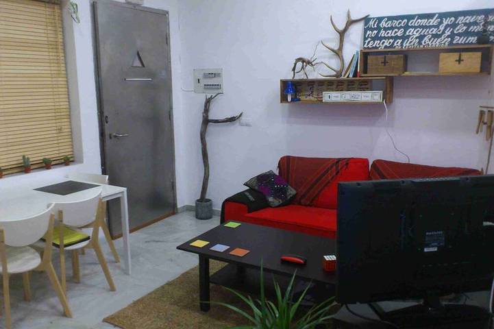 Entire apartment, Camas. A 10 min de Sevilla. 25%_dto_semanal I in Camas, Sevilla Province