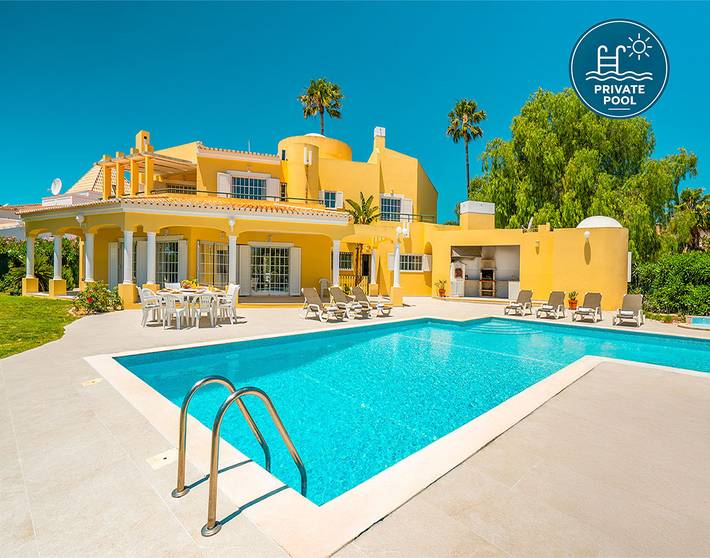 Villa für 9 Personen, mit Garten und Terrasse - 1