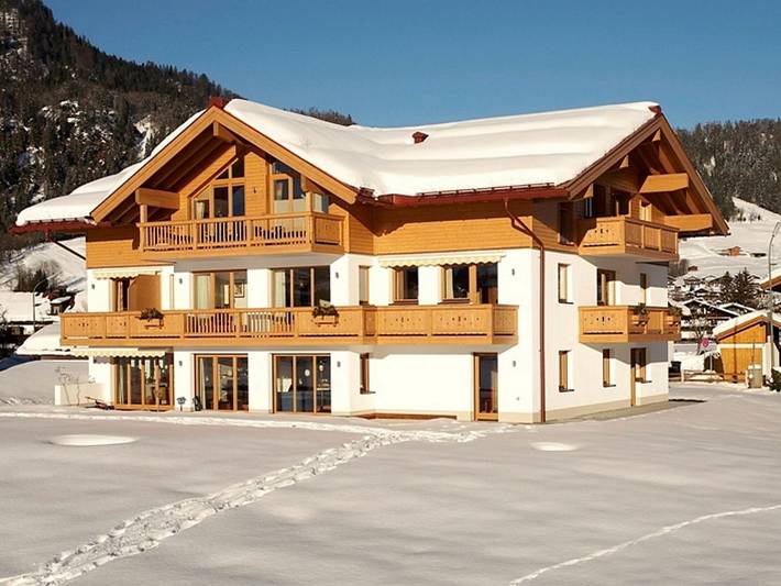 Apartamento vacacional entero, Residenz Cristallo - (1) Apartment Schlern, 54sqm, separate bedroom, 2 persons in Reit im Winkl, Alpes Bávaros