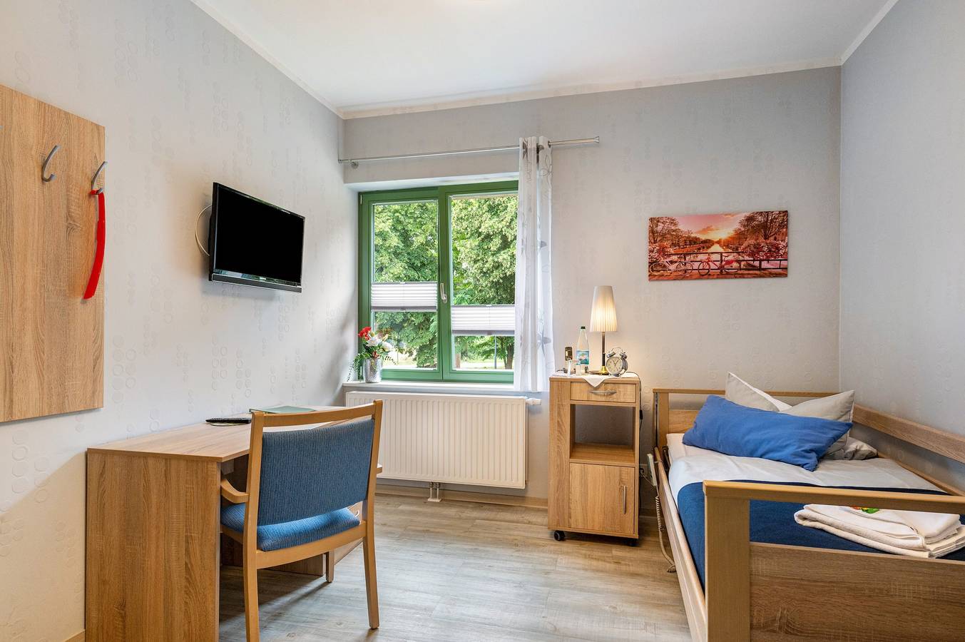 Einzelzimmer "Blau" mit Gemeinschaftsgarten und Wlan in Meyenburg, Prignitz