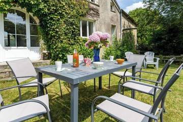 Location de vacances pour 5 personnes, avec jardin à Englesqueville-la-Percée