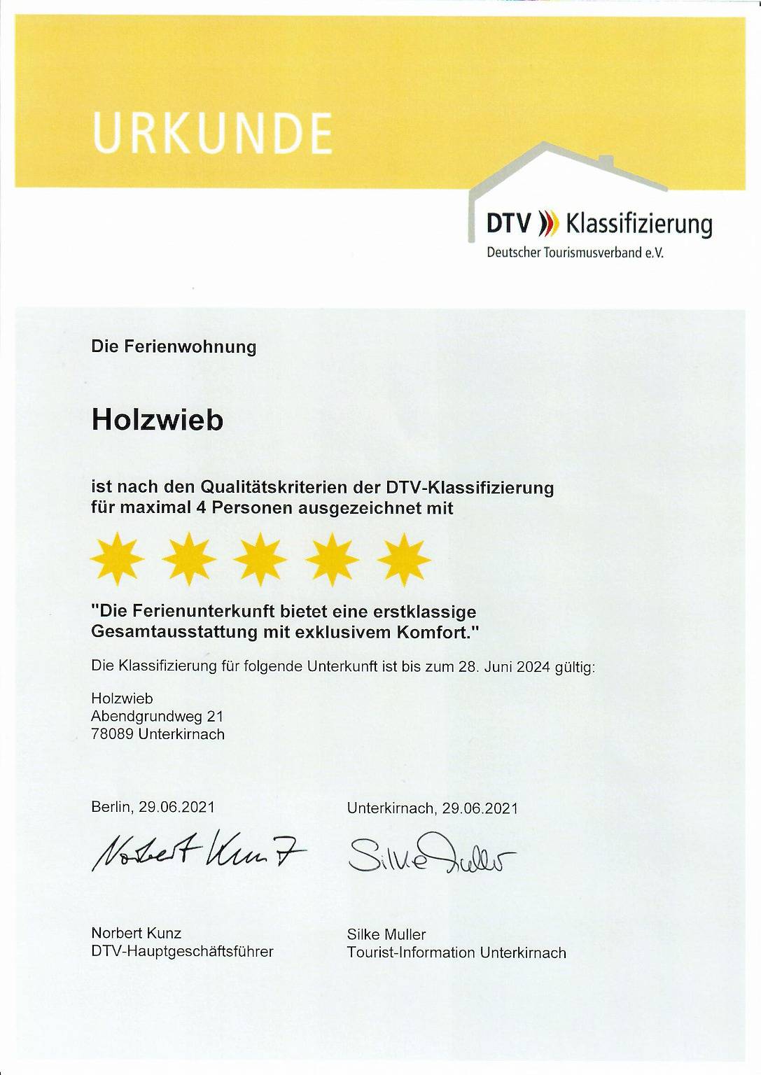 Ganze Wohnung, Ferienwohnung 'Holzwieb' mit privater Terrasse, Gemeinschaftsgarten und Wlan in Unterkirnach, Mittlerer Schwarzwald