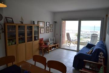 Apartment for 5 People in l'Estartit, Torroella de Montgrí, Photo 3
