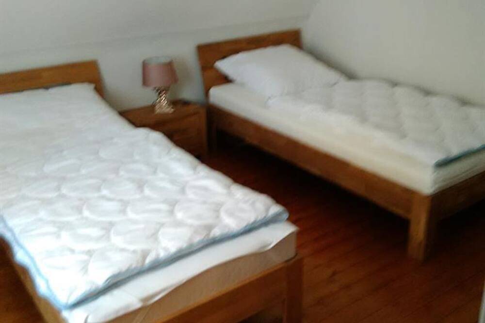 Ganze Wohnung, Ferienwohnung Winn - Appartement/Fewo, Dusche oder Bad, Wc, 1 Schlafrau in Bendorf, Osteifel