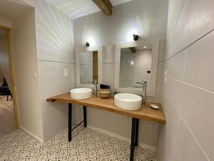 Location de vacances pour 10 personnes, avec jardin ainsi que piscine et vue à Rieupeyroux - 3