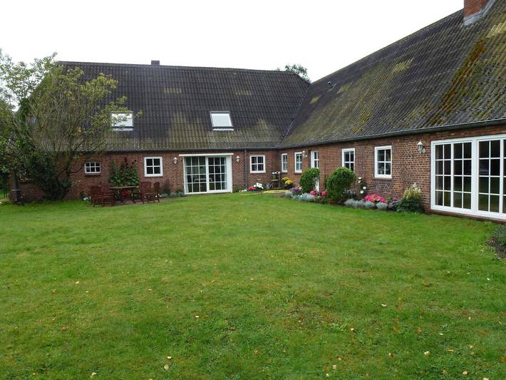 Ferienhaus für 5 Personen, mit Terrasse und Garten in Braderup