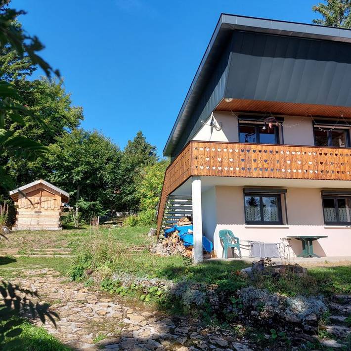 Chalet pour 5 personnes, avec jardin dans les Alpes francaises - 2