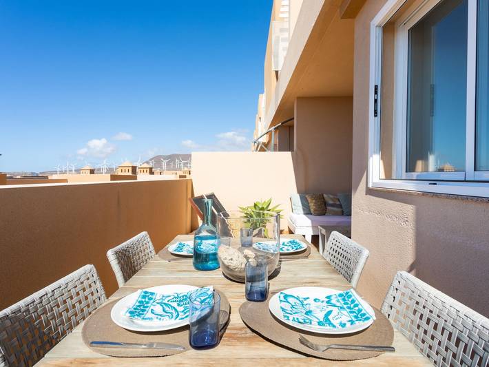 Appartement de vacances entier, Bel appartement terrasse, piscine partagée - Porís 2 in Porís de Abona, Tenerife du Sud
