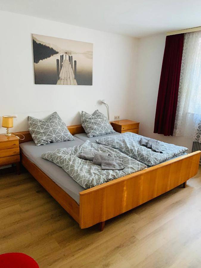 Ferienwohnung für 3 Personen, mit Balkon und Terrasse sowie Garten und Ausblick in Pappenheim