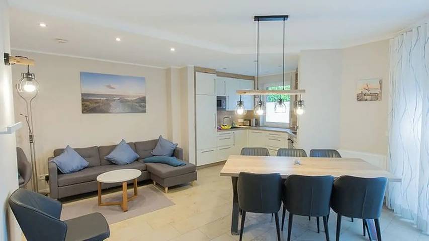 Ferienhaus für 9 Personen, mit Garten und Sauna in Dangast