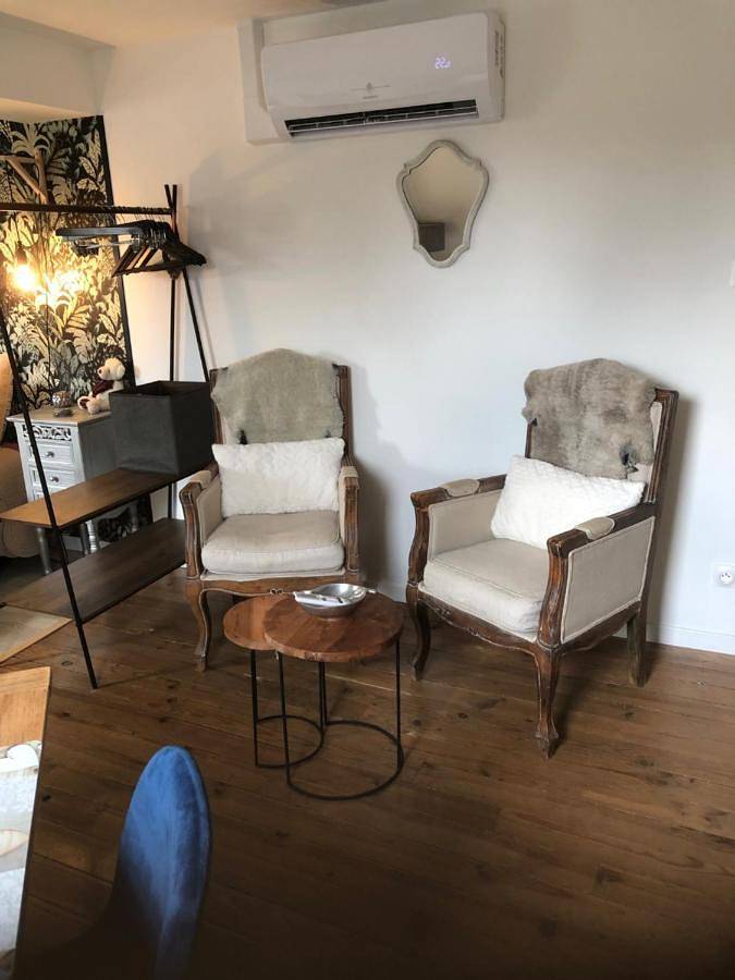 Family Room with Private Bathroom in Courson, Noues de Sienne