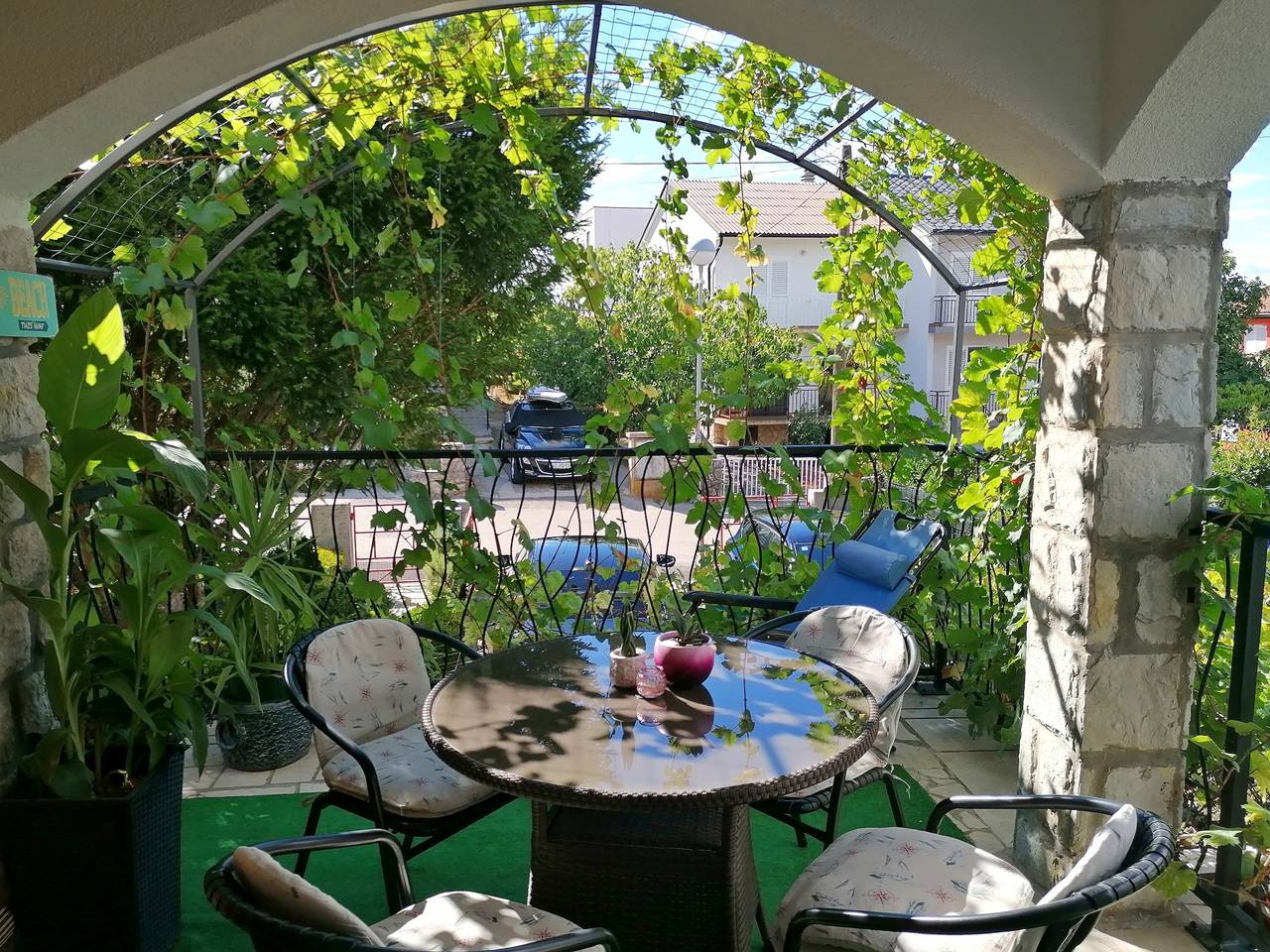 Appartamento vacanze a Njivice a partire da 108€ a notte