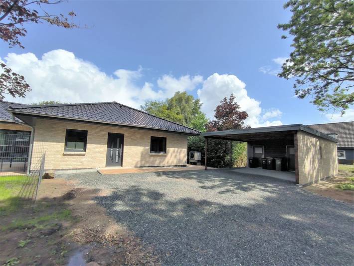 Bungalow für 3 Personen, mit Terrasse und Garten