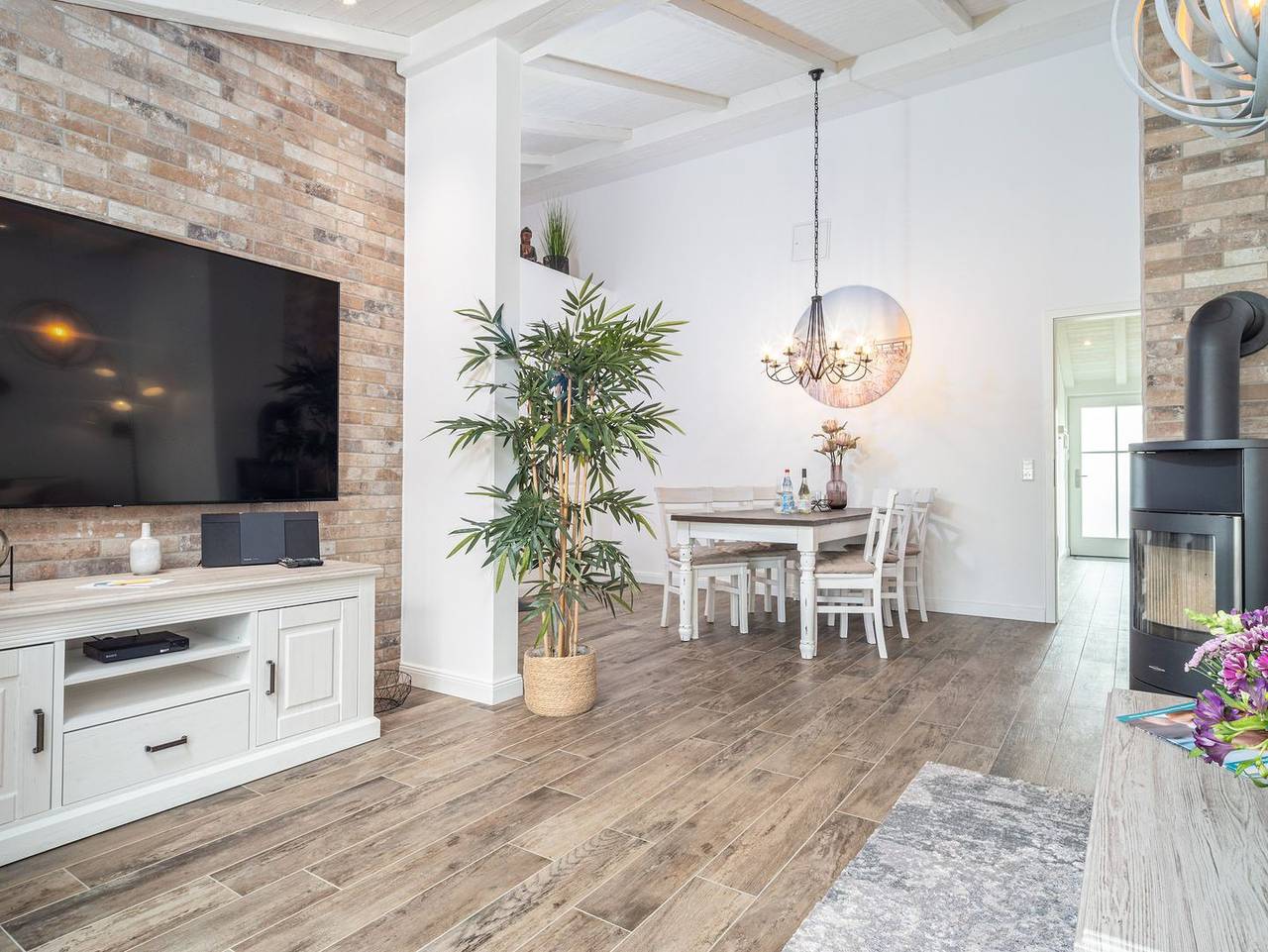 Appartement entier, Dachgeschoss-Wohnung Dünen-Residenz 19 im Ostseebad Wustrow in Wustrow, Fischland
