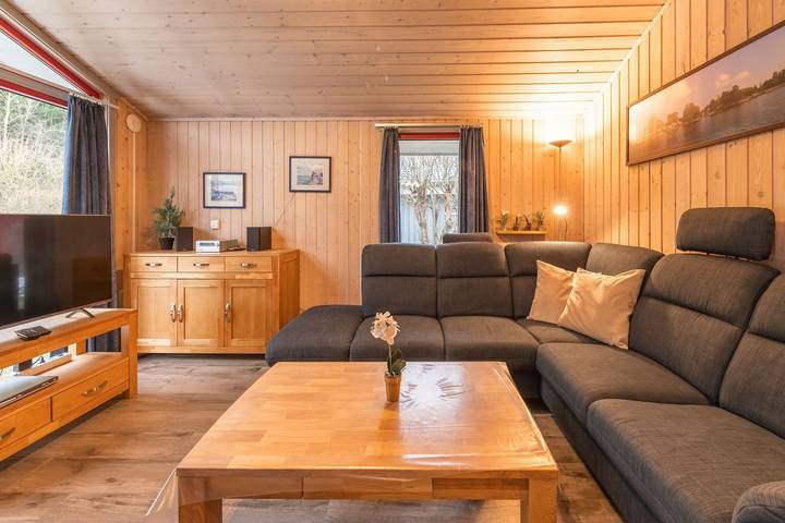 Ferienhaus für 4 Personen, mit Whirlpool und Terrasse sowie Garten und Sauna in Mirow - 4