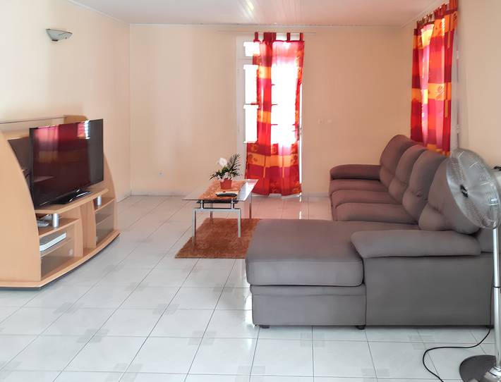 Gîte pour 4 personnes, avec terrasse à Le Vauclin - 4