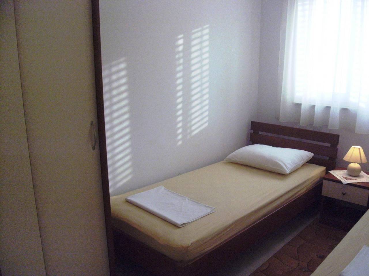 Ganze Ferienwohnung, Appartment in der dritten Etage in Seget Vranjica, Split-Dalmatien