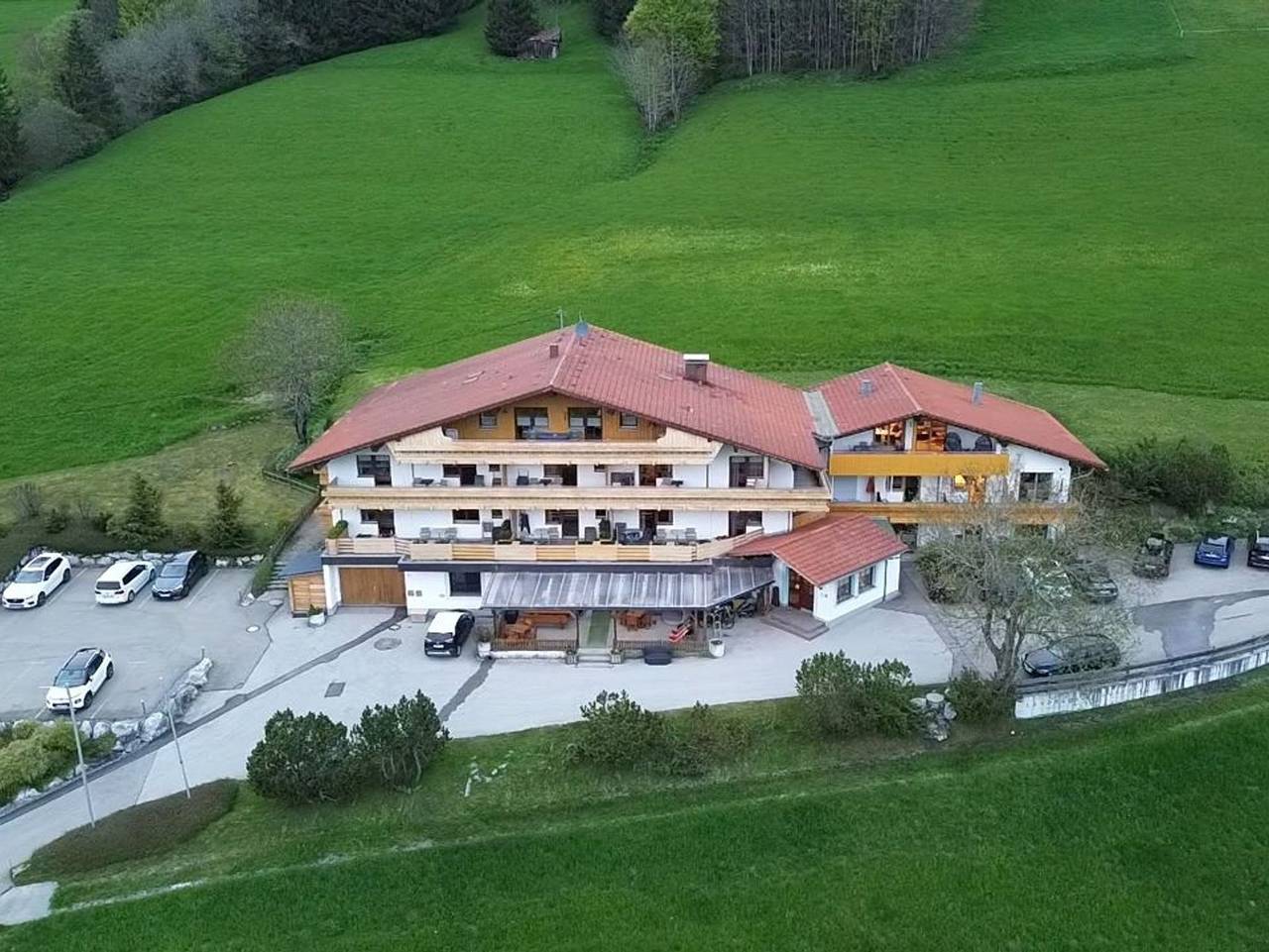 Ganze Ferienwohnung, Landhaus Wildschütz - Familiensuite Bergblick in Jungholz, Bayerische Alpen